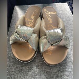 Sam Edelman Tan and Gold Women's Sandals size 7.5